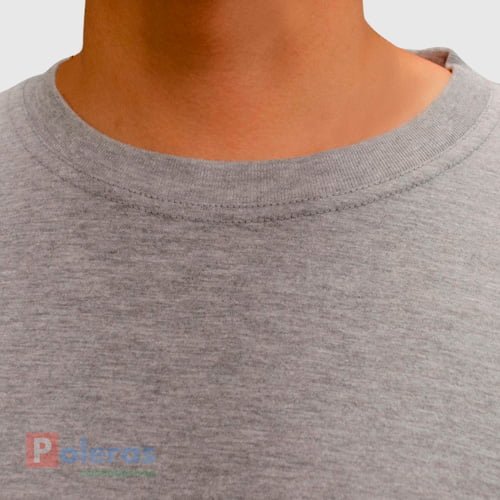 polera de cuello redondo manga larga hombre